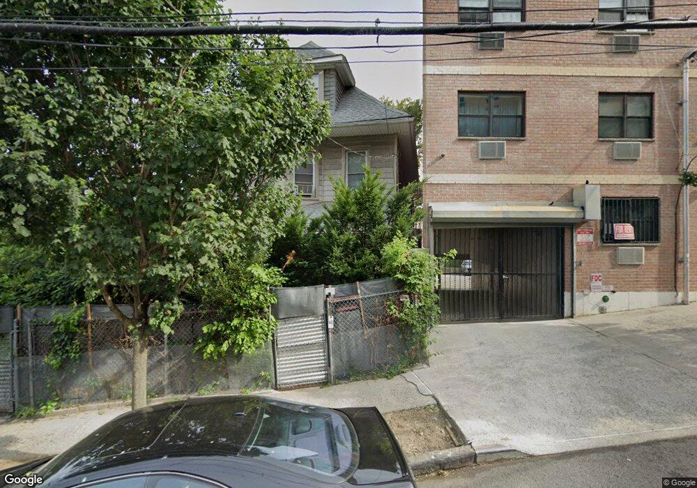 2663 Kingsbridge Terrace, Bronx, NY 10463 - photo 1