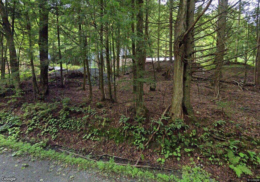 19 Dinsmoor Rd, Pomfret, VT 05067 - photo 1