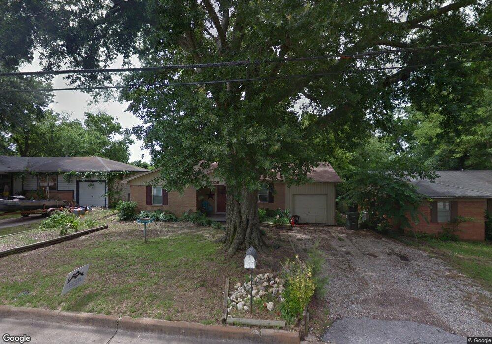 2305 Plume Dr, Tyler, TX 75703 - photo 1