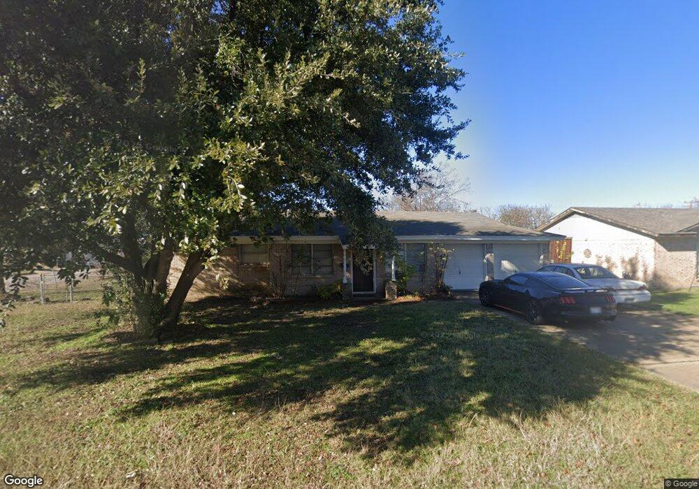 5101 Gibbons Dr, North Richland Hills, TX 76180 - photo 1