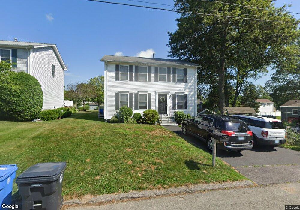 10 Greenhalgh Ave, Cumberland, RI 02864 - photo 1
