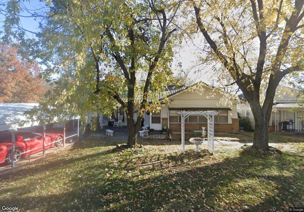 402 S 5th St, Henryetta, OK 74437 - photo 1