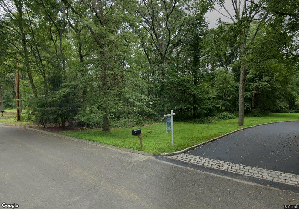 175 Twin Lanes Rd, Fairfield, CT 06824 - photo 1