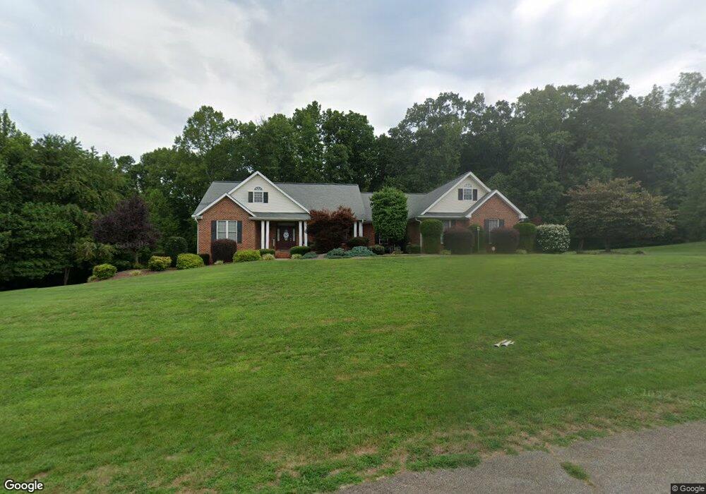 180 Sugar Creek Ct, Danville, VA 24541 - photo 1
