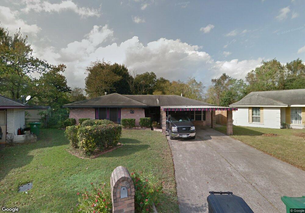 8615 Sunmoore Ct, Houston, TX 77088 - photo 1