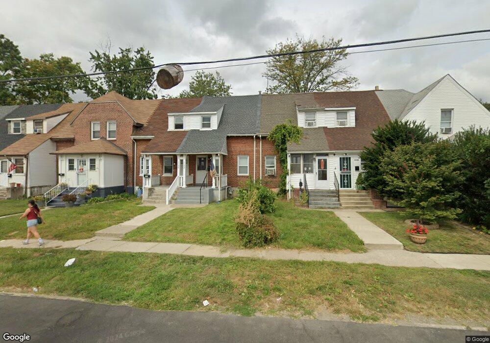 1118 W Ridge Rd, Marcus Hook, PA 19061 - photo 1