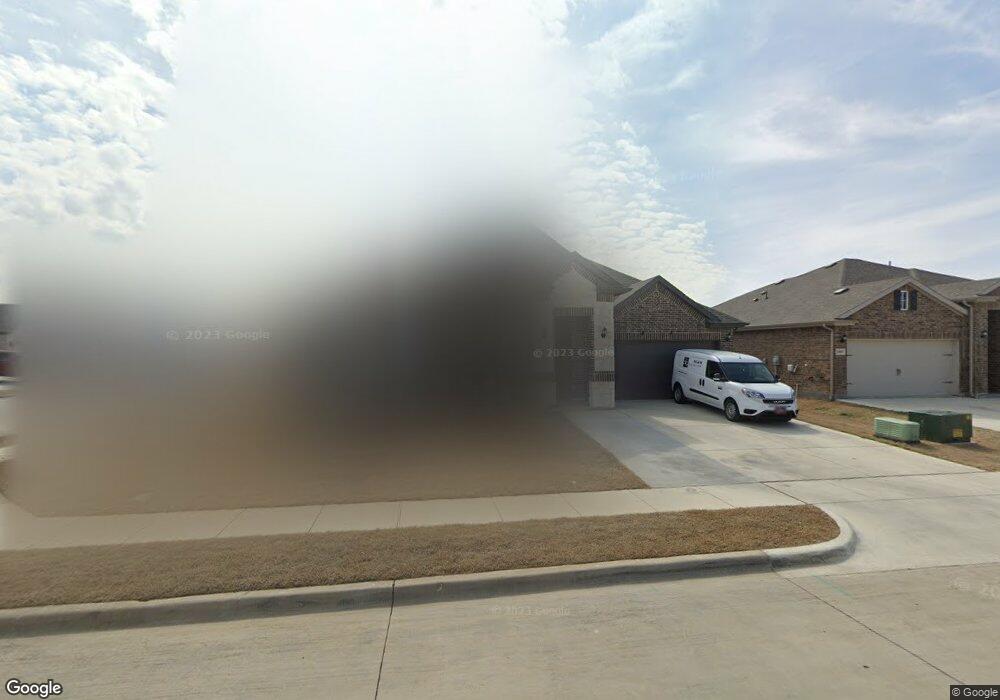 1472 Eagle Nest Dr, Azle, TX 76020 - photo 1