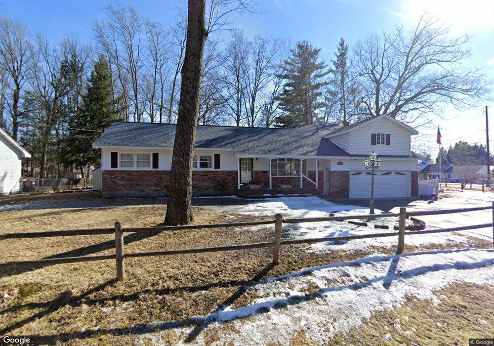 121 Prospect St, Ballston Spa, NY 12020 - photo 1