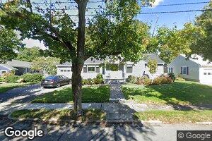 8 Swallow Dr, Newton Lower Falls, MA 02462