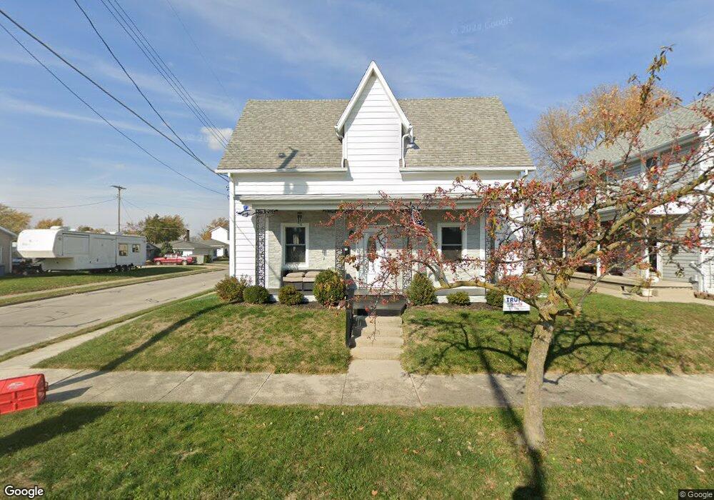 602 E Pearl St, Wapakoneta, OH 45895 - photo 1