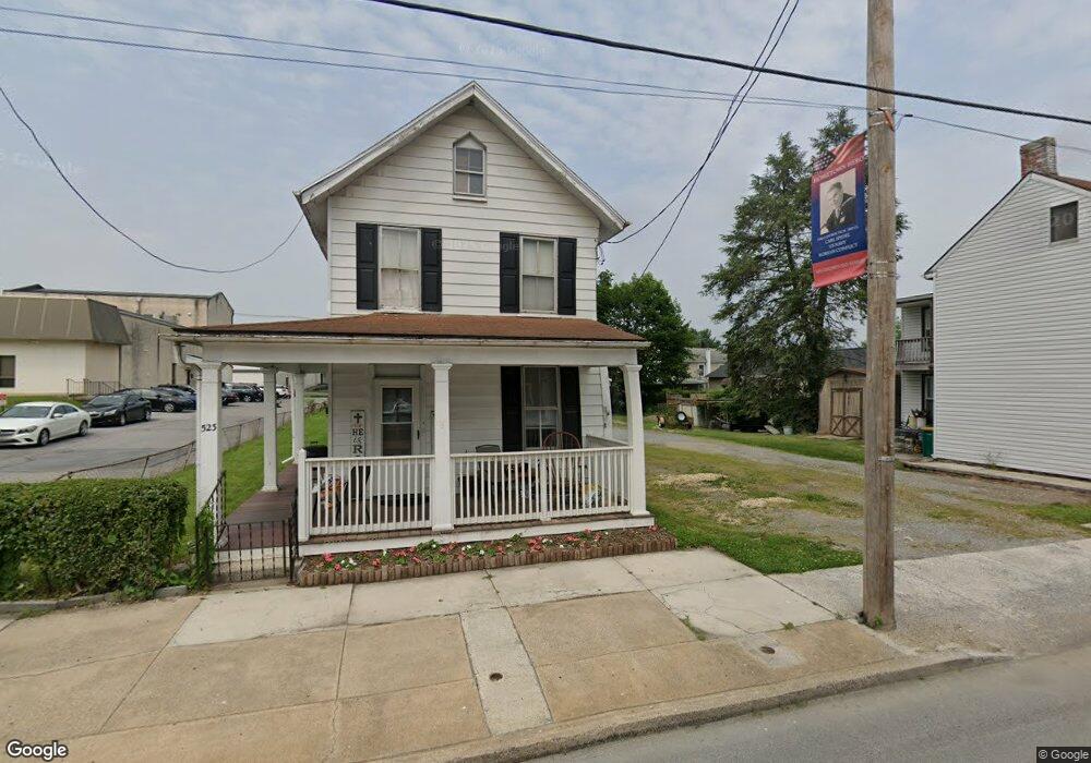 517 S Main St, Chambersburg, PA 17201 - photo 1