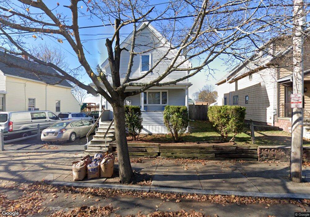 73 Davis St, Malden, MA 02148 - photo 1