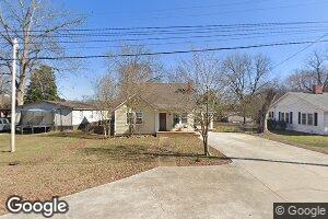 304 Tennessee Ave, Stevenson, AL 35772