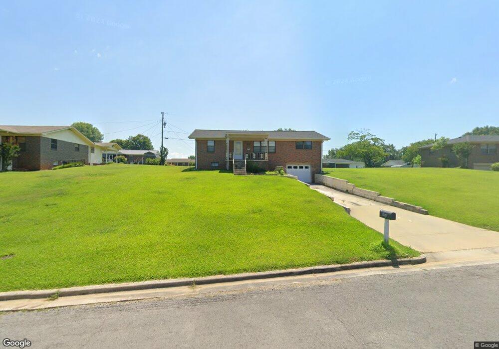 906 Morgan Ave SW, Cullman, AL 35055 - photo 1