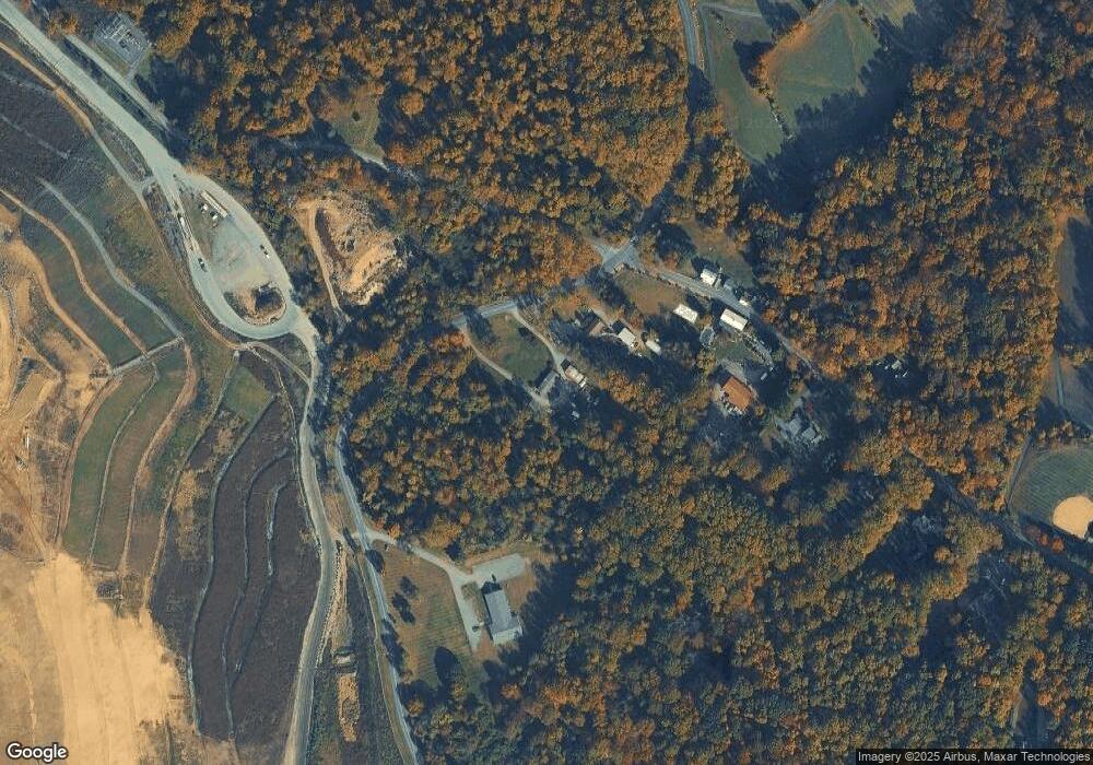 631 Longview Rd, Boyertown, PA 19512 - photo 1