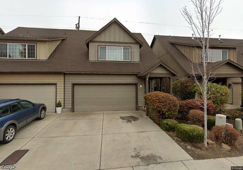 2886 SW Indian Cir, Redmond, OR 97756 - photo 1
