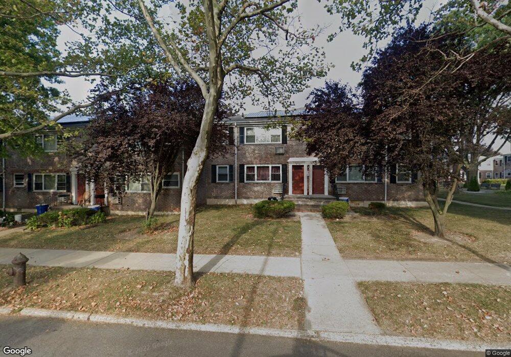 67-60 152nd St unit B, Flushing, NY 11367 - photo 1