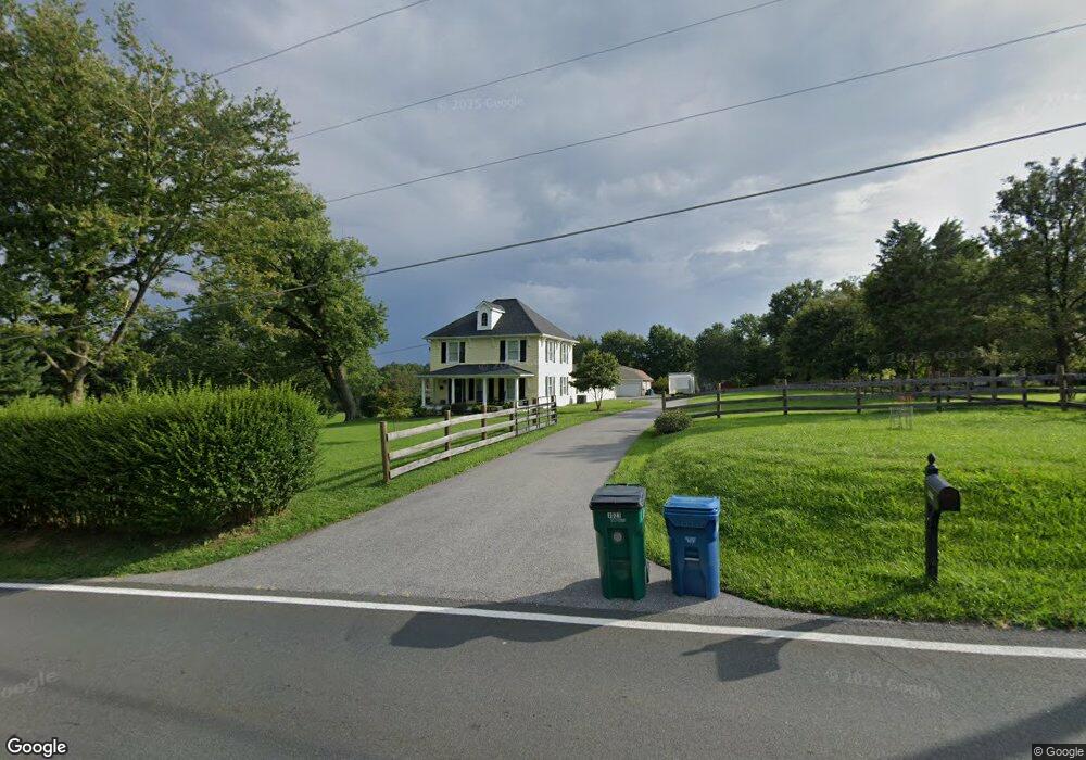 1027 Streaker Rd, Sykesville, MD 21784 - photo 1