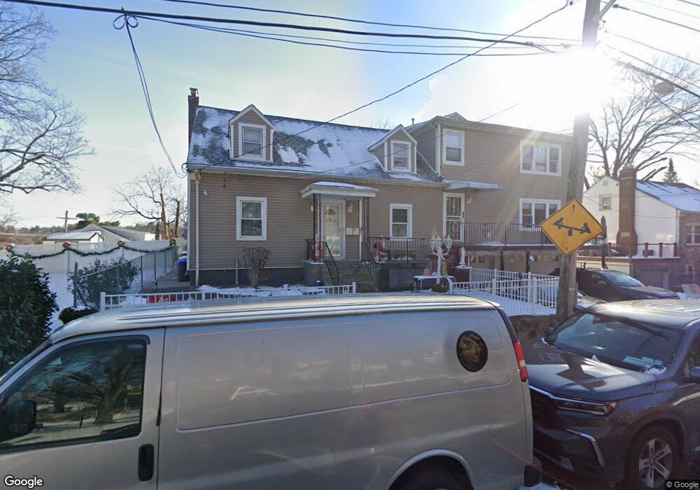 374 Edwards Place, Yonkers, NY 10703 - photo 1