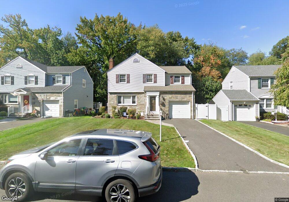 570 Schuyler Way, Union, NJ 07083 - photo 1