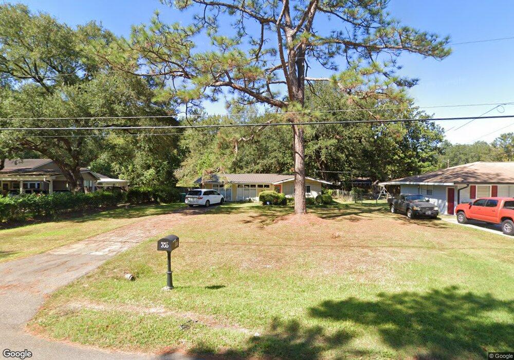 206 S Monroe Ave, Picayune, MS 39466 - photo 1