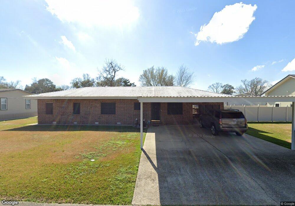 102 E Saltilla St, New Iberia, LA 70563 - photo 1