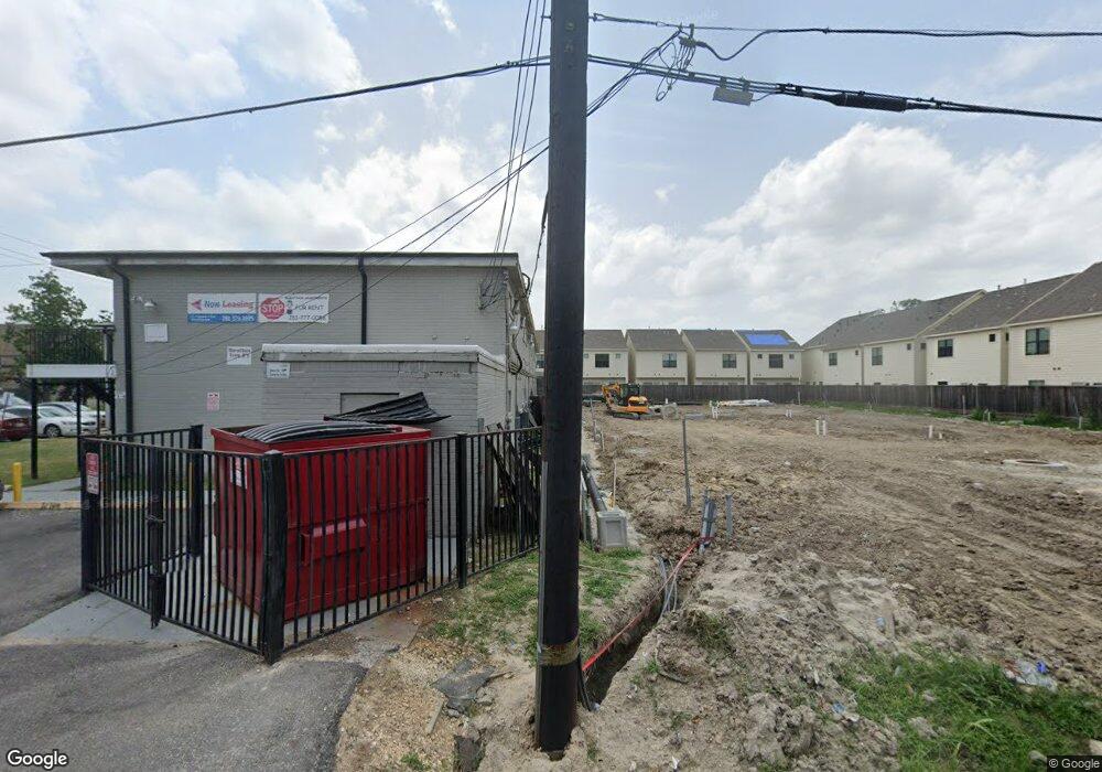 3907 Tulane St unit C, Houston, TX 77018 - photo 1