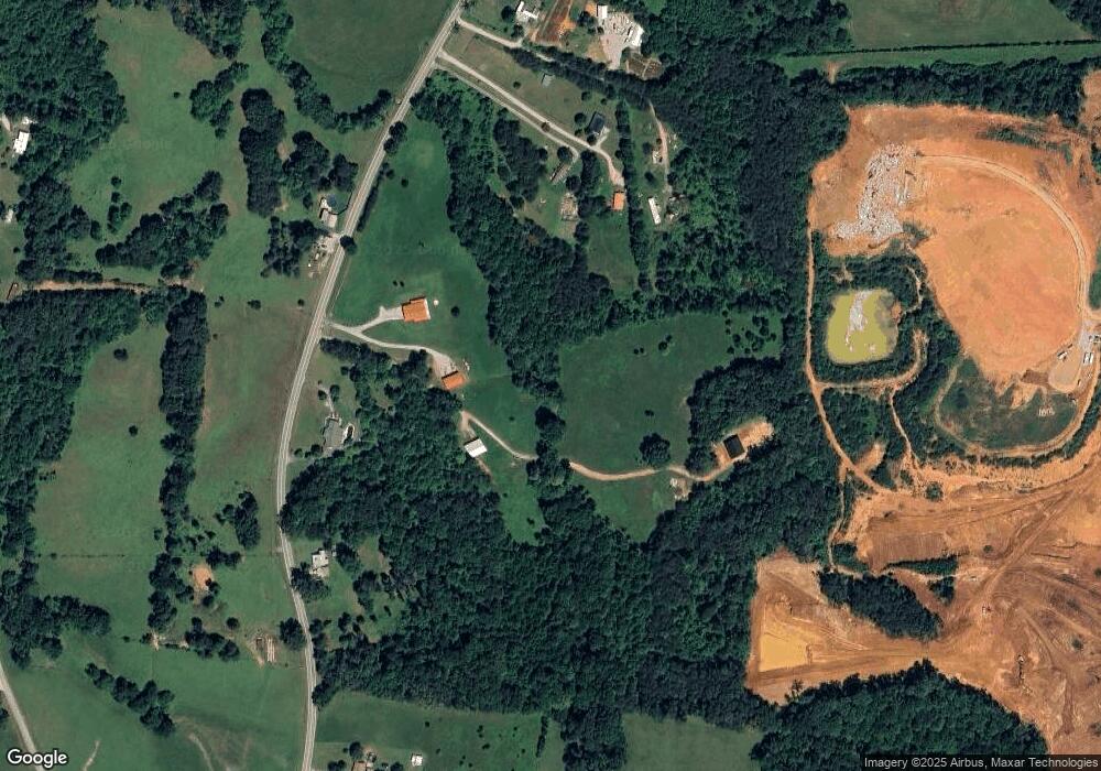 13461 Old Kentucky Rd, Walling, TN 38587 - photo 1