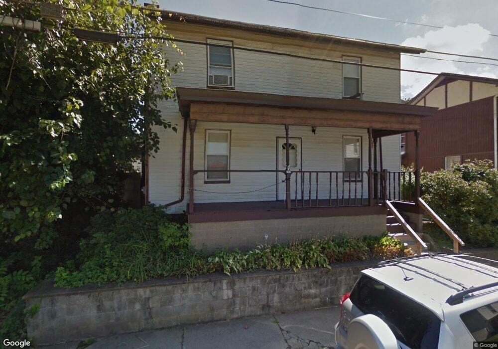 724 Bridge St, New Kensington, PA 15068 - photo 1