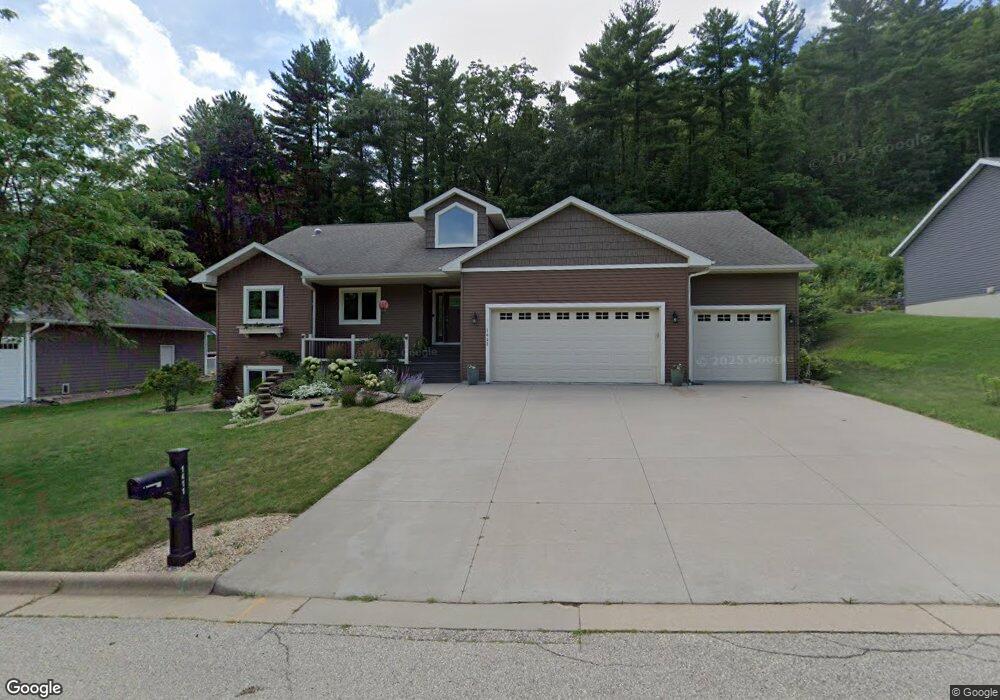 1411 Jonathan Ln, La Crescent, MN 55947 - photo 1