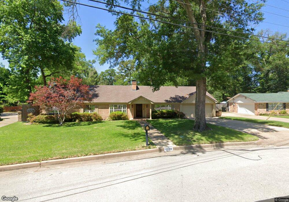 1726 Sybil Ln, Tyler, TX 75703 - photo 1