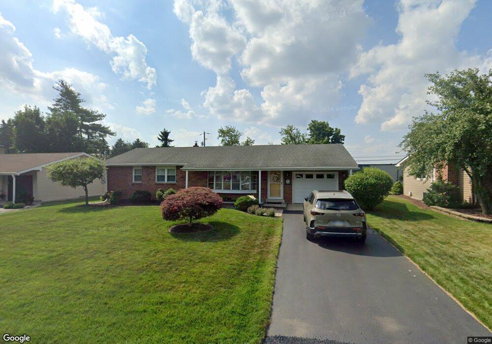 4321 Elm Dr, Allentown, PA 18103 - photo 1