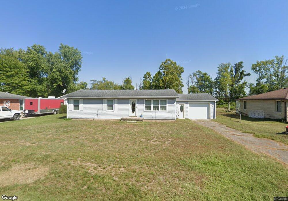 482 Daugherty St, Columbus, IN 47201 - photo 1