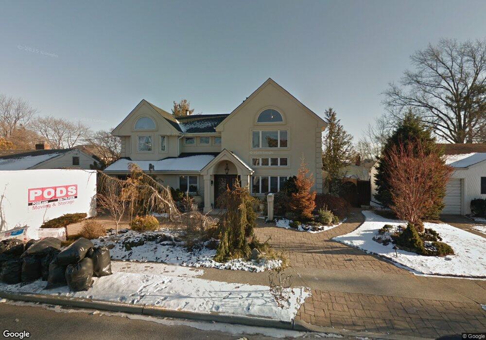 106 Hampton Way, Merrick, NY 11566 - photo 1