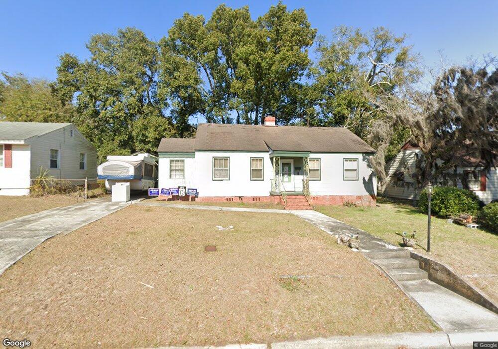 2408 E 38th St, Savannah, GA 31404 - photo 1