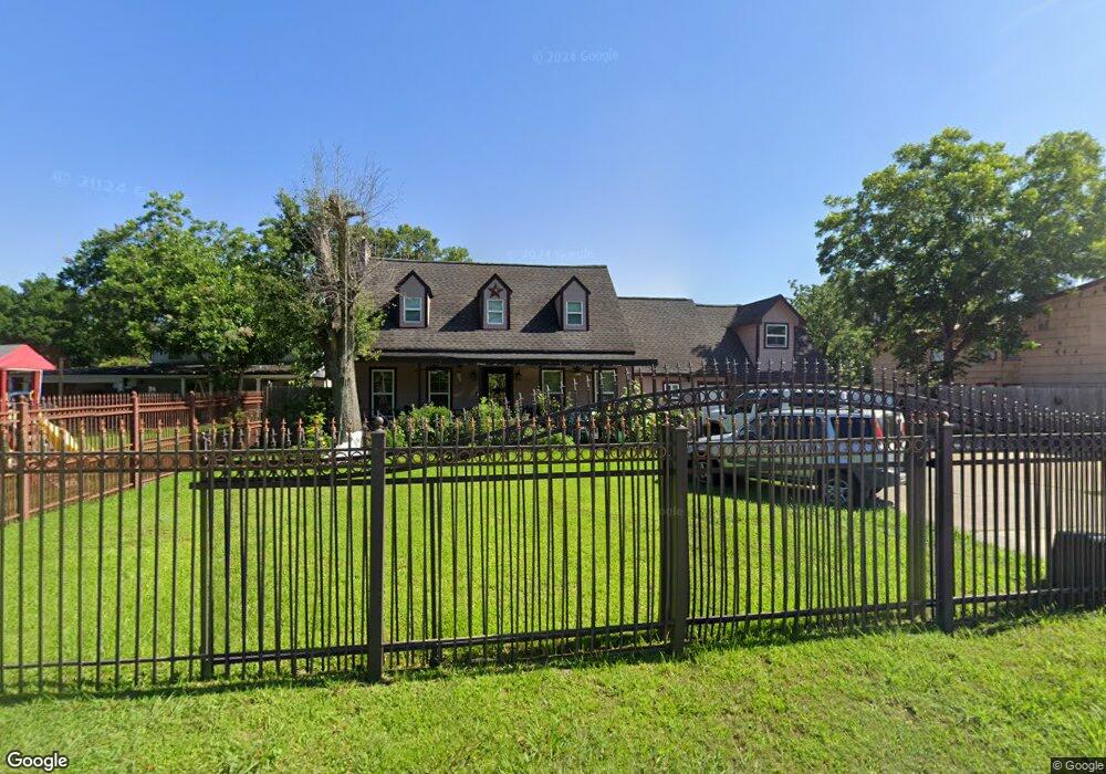 7207 Moline St, Houston, TX 77087 - photo 1