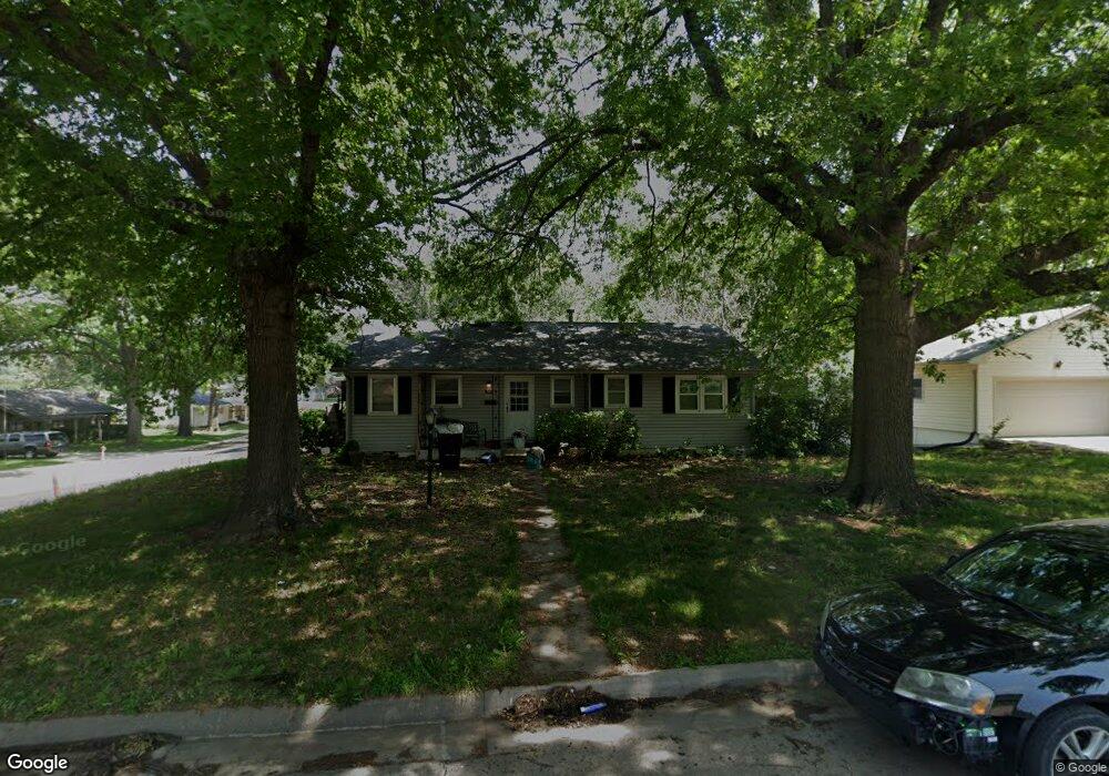 2864 SW College Ct, Topeka, KS 66611 - photo 1