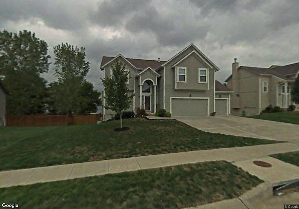 21304 W 53rd St, Shawnee, KS 66218 - photo 1