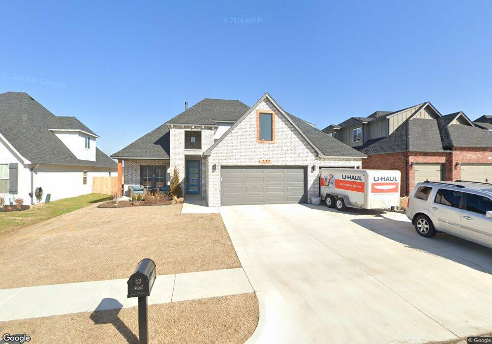 227 W 130th St S, Jenks, OK 74037 - photo 1