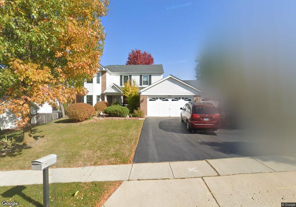 651 Regal Ln, Algonquin, IL 60102 - photo 1