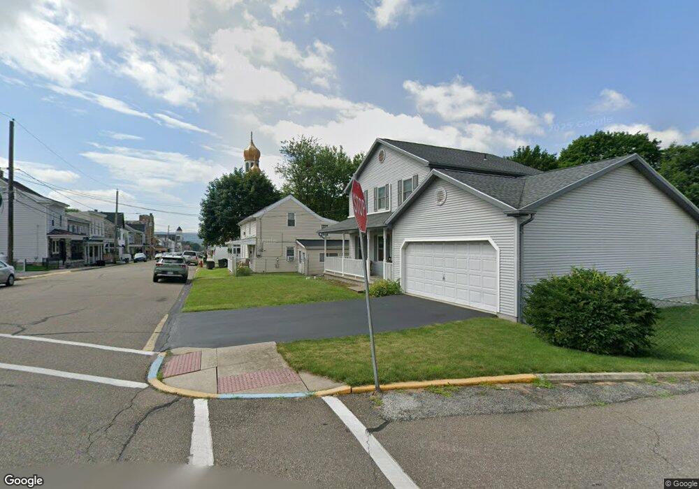 102 E Sherman St, Saint Clair, PA 17970 - photo 1