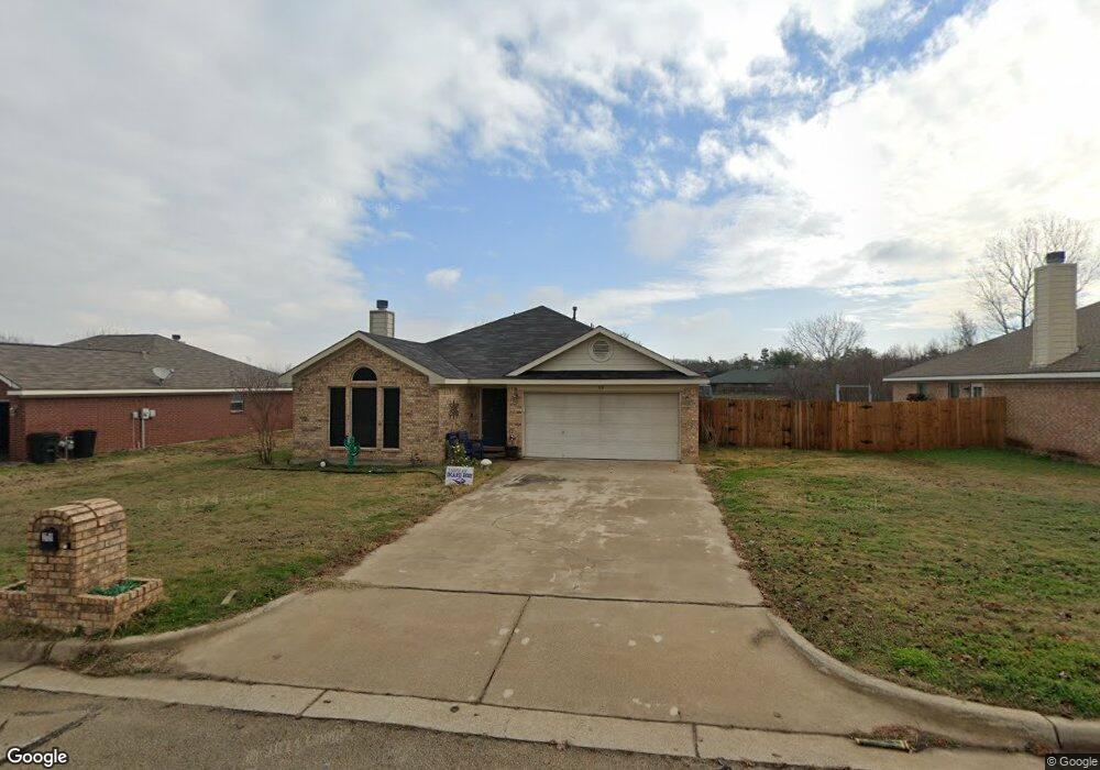 318 Beaumont Dr, Weatherford, TX 76086 - photo 1