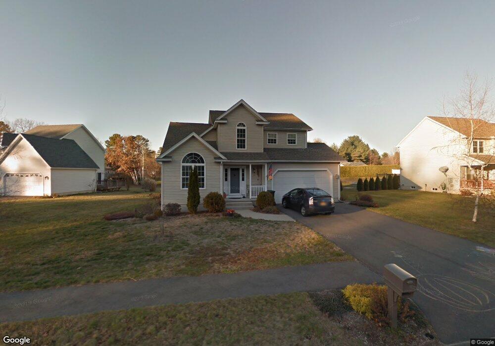 15 Willow Cir, Easthampton, MA 01027 - photo 1