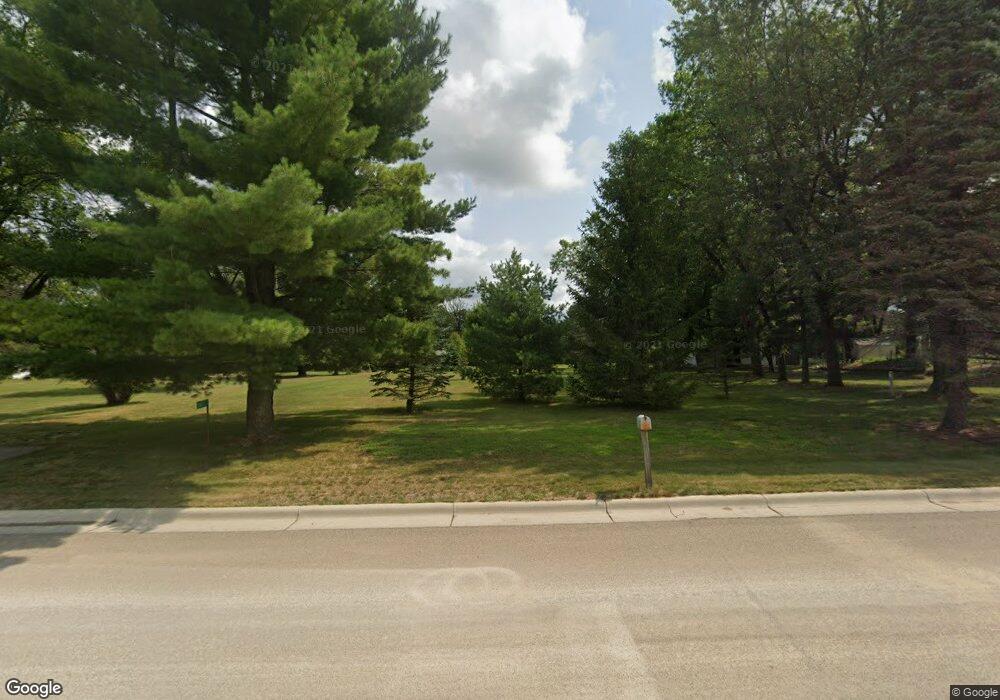 2611 4th Dr SW, Austin, MN 55912 - photo 1