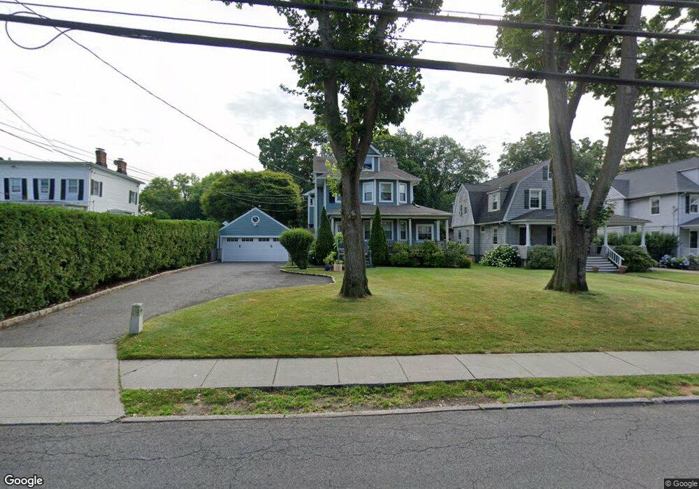 451 N Barry Ave unit 1, Mamaroneck, NY 10543 - photo 1