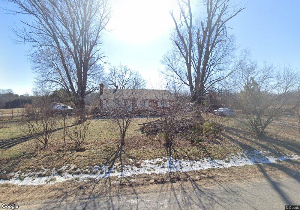 11391 Yowell Rd, Ashland, VA 23005 - photo 1