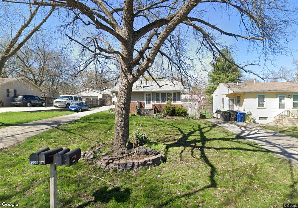 1219 Hackley Ave, Des Moines, IA 50315 - photo 1