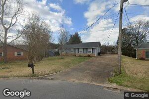 1909 Palmetto Cir, Demopolis, AL 36732