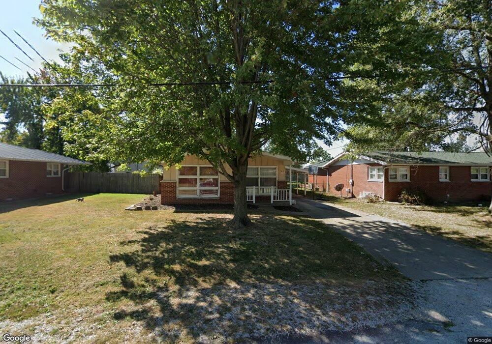 1005 W Saint Louis Ave, Effingham, IL 62401 - photo 1