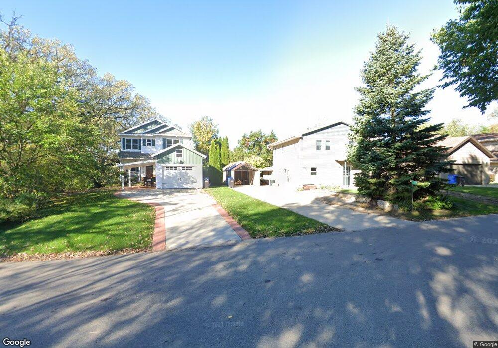 2723 Ridge Ct, Mc Farland, WI 53558 - photo 1